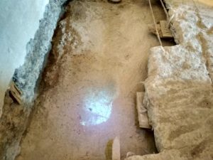 Устранение трупного запаха в квартире