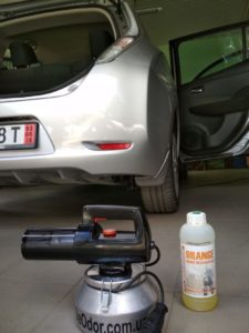 ustranenie zapaha v avtomobile